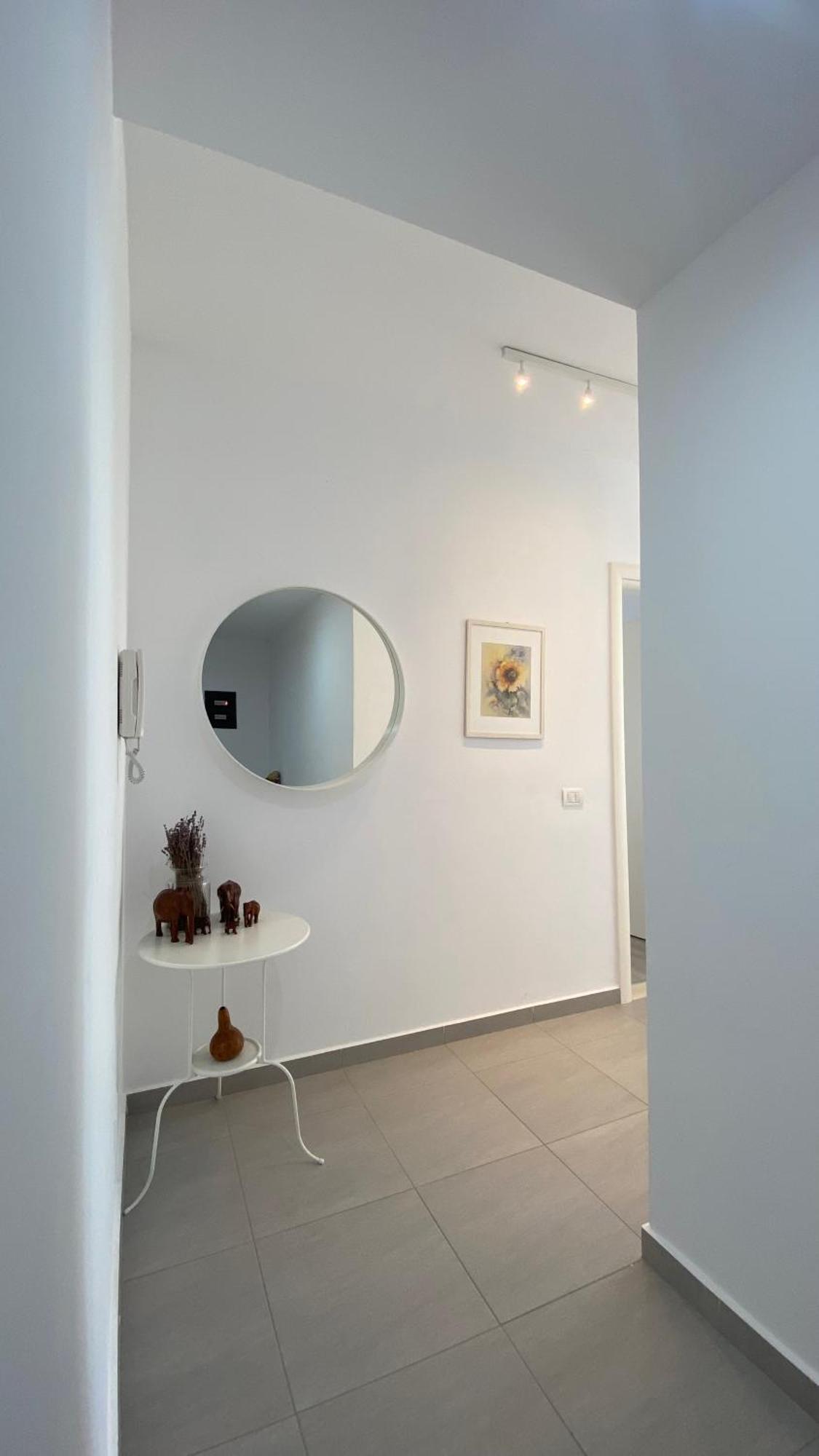 Loli Apartment Luxury White Residence Sarandë Buitenkant foto